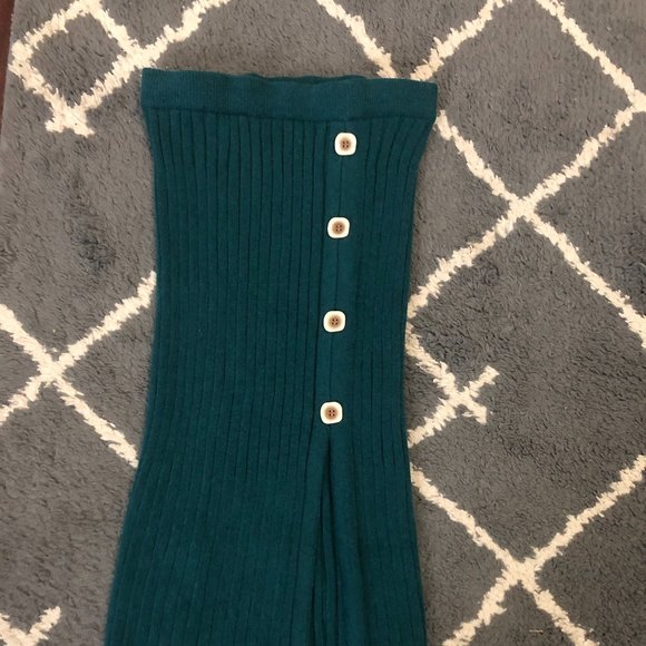 Green Knit Maxi Skirt - Picture 2 of 3